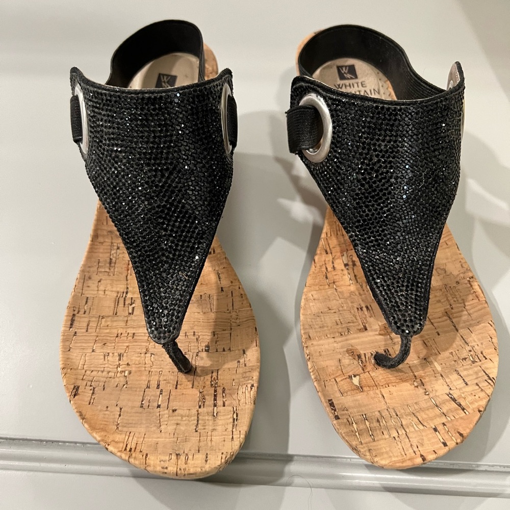 White mountain Wedge sandals. Excellent condition. Size 7 1/2